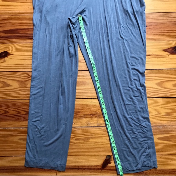 Lisa Rinna Collection Soft Gray Stretch Jumpsuit, EUC, M - Picture 10 of 16